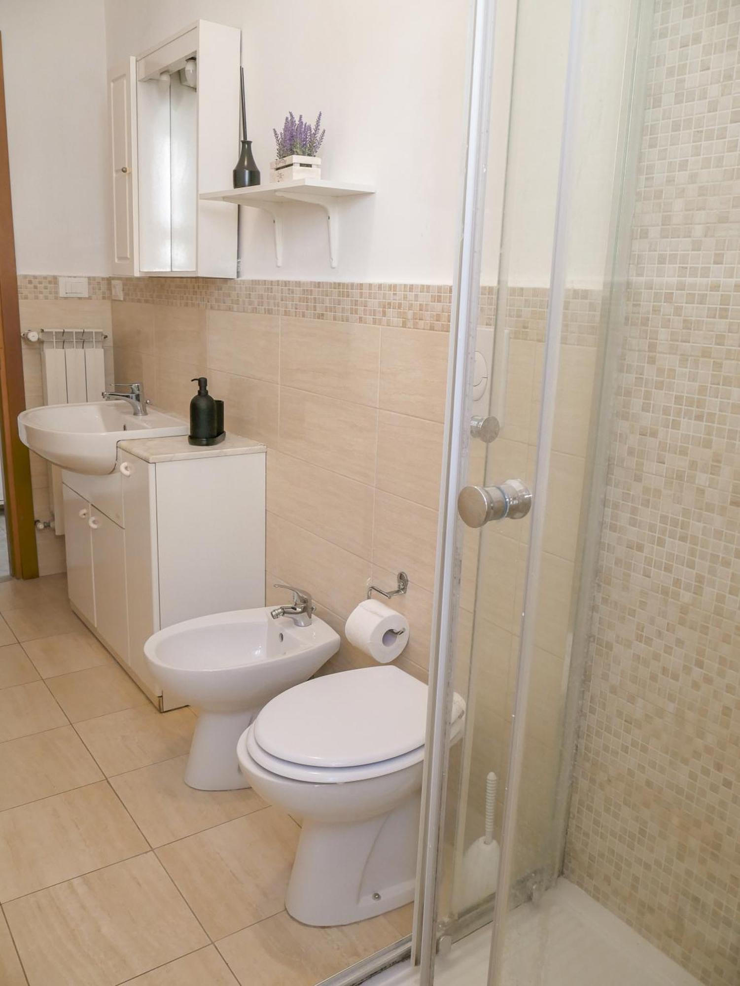 Modern 1 Bedroom Near Metro Roma Eksteriør bilde
